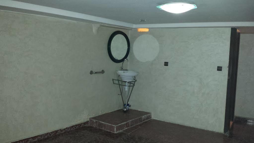 Hotel Aswan Oujda Ngoại thất bức ảnh